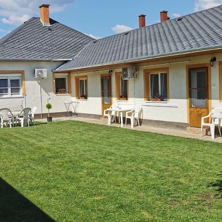 Rozika Apartman Ii. Hajdúszoboszló Exteriör bild