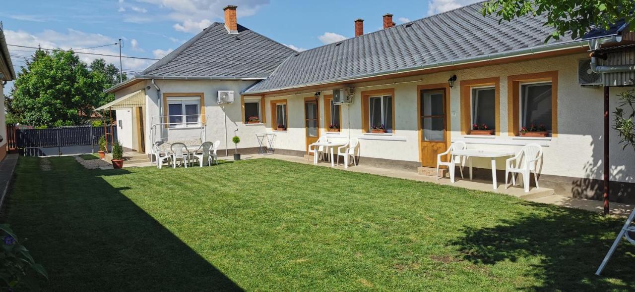 Rozika Apartman Ii. Hajdúszoboszló Exteriör bild