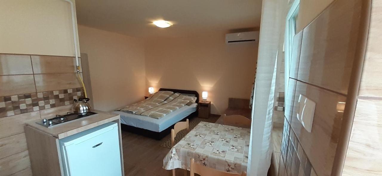 Rozika Apartman Ii. Hajdúszoboszló Exteriör bild